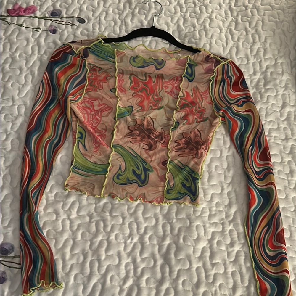 Colorful Mesh Swirl Long Sleeve Crop Tops